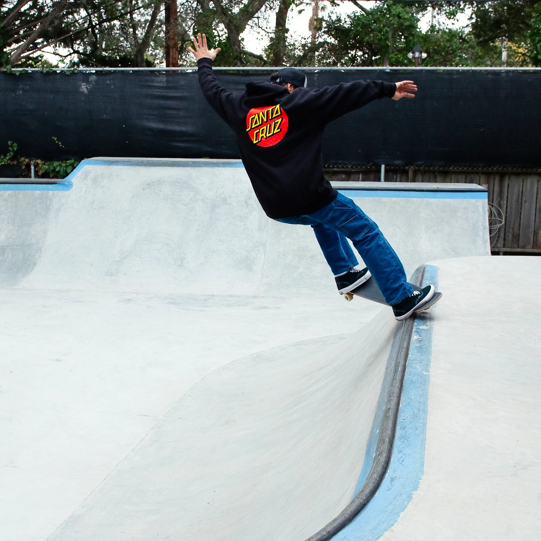Classic Dot Mens Santa Cruz Hoodie - Image 31