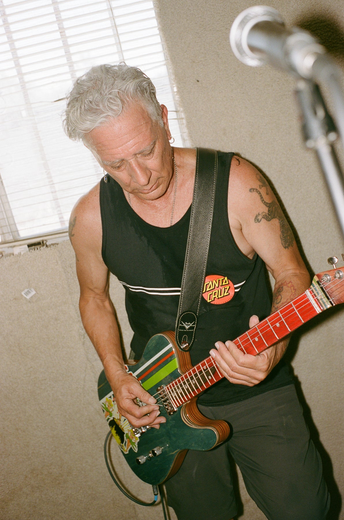 Classic Dot Mens Santa Cruz Tank - Image 17