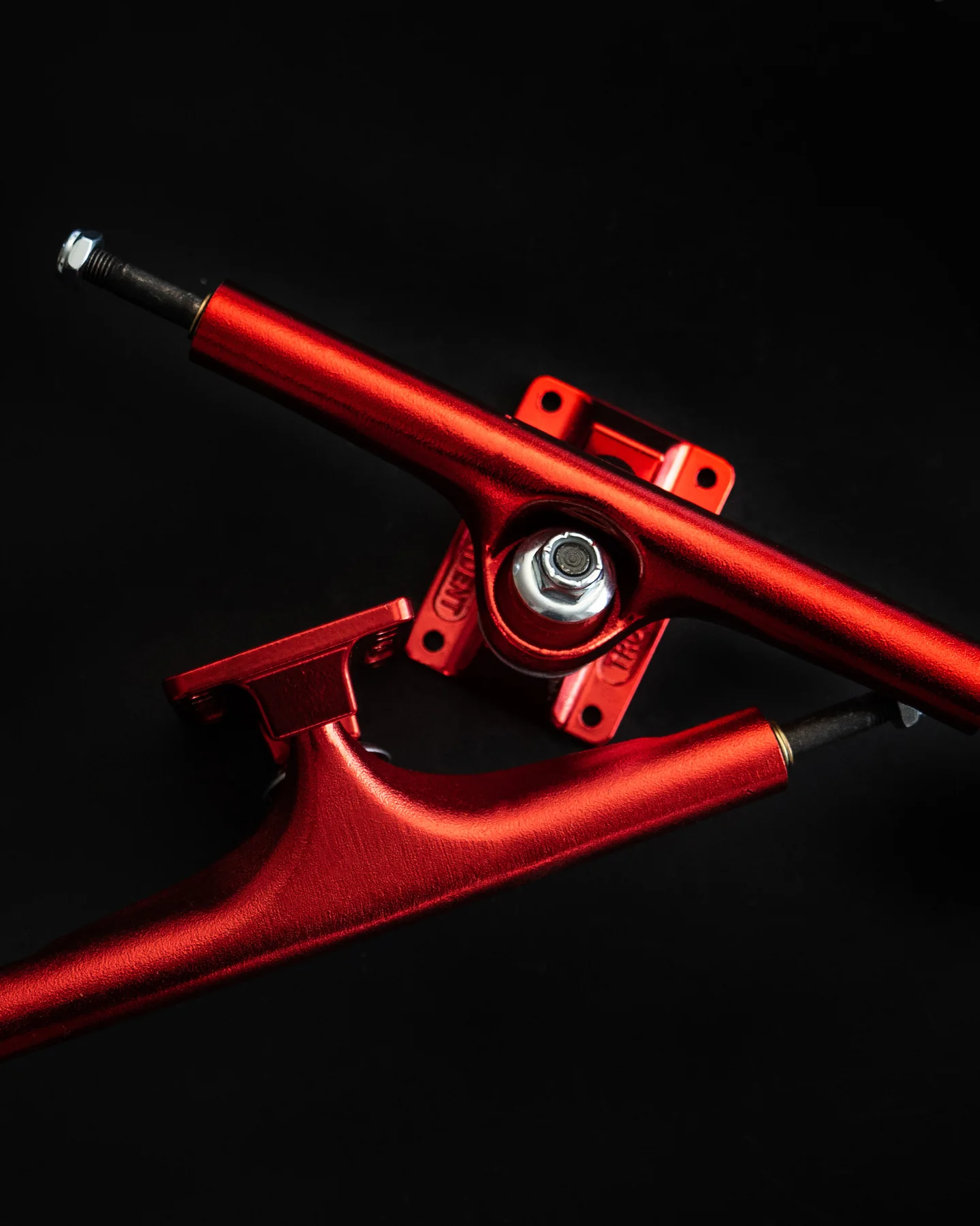 Stage 4 Red Independent Skateboard Truck - Image 7