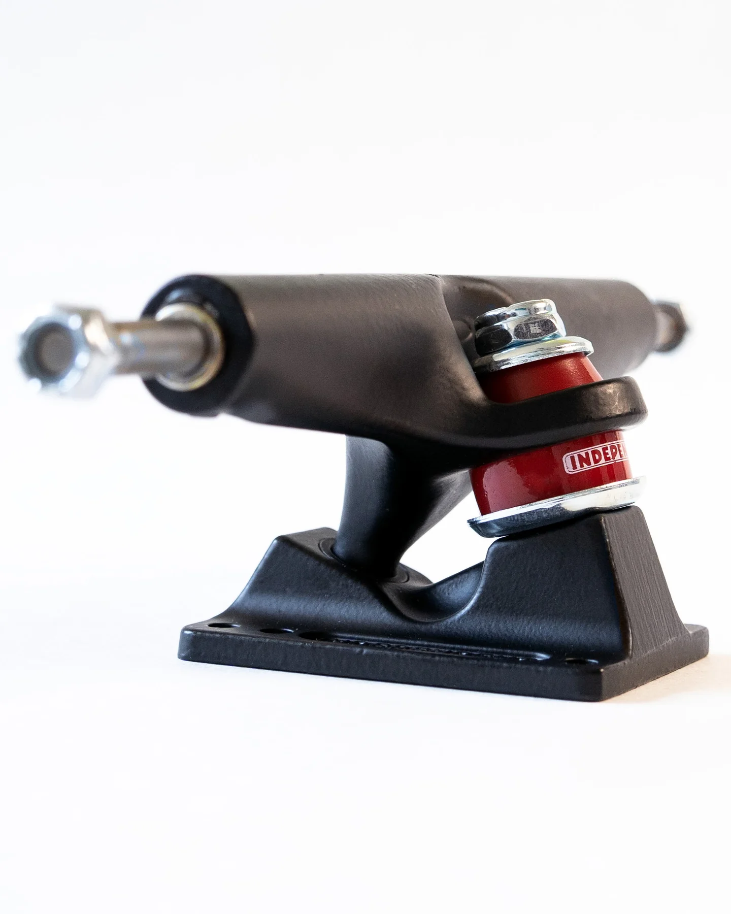 Stage 4 Black Independent Skateboard Truck - Image 9